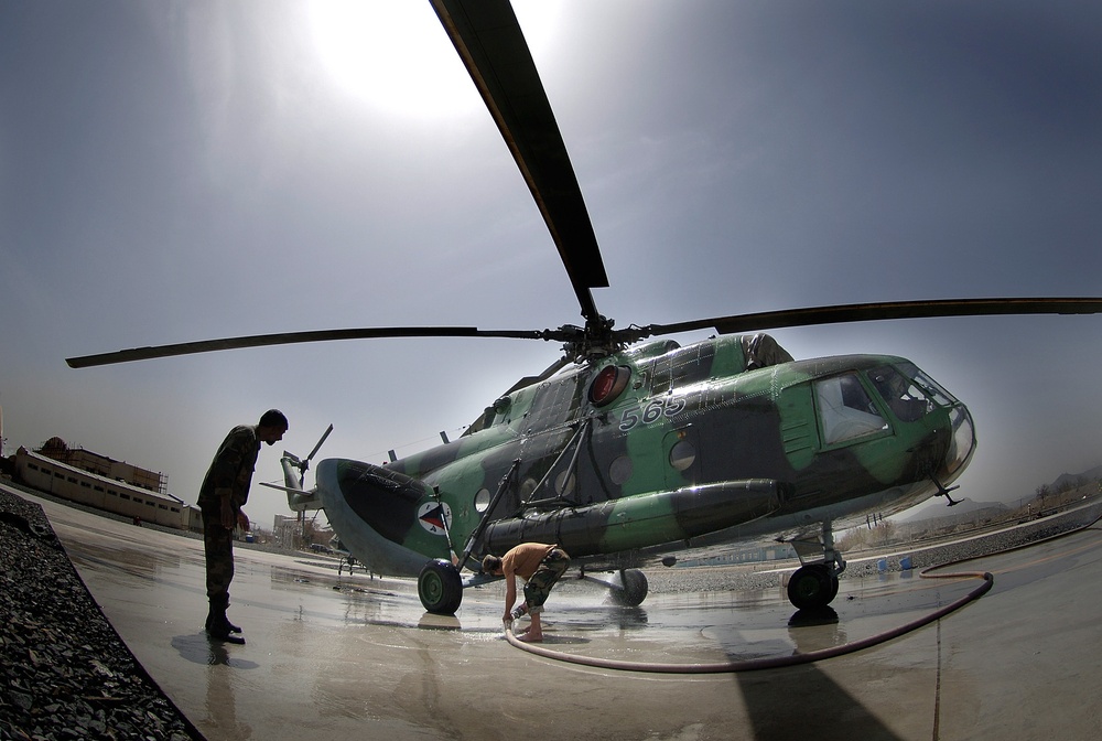 U.S. service members mentor Afghan National Air Corps