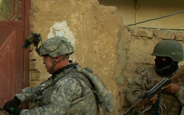 Paratroopers rid Ad Dawr of insurgents