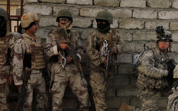 Paratroopers rid Ad Dawr of insurgents