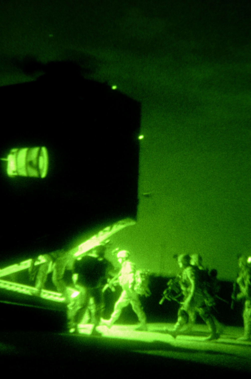 Stryker Soldiers Mount Air Assault Against Al-Qaeda in Iraq