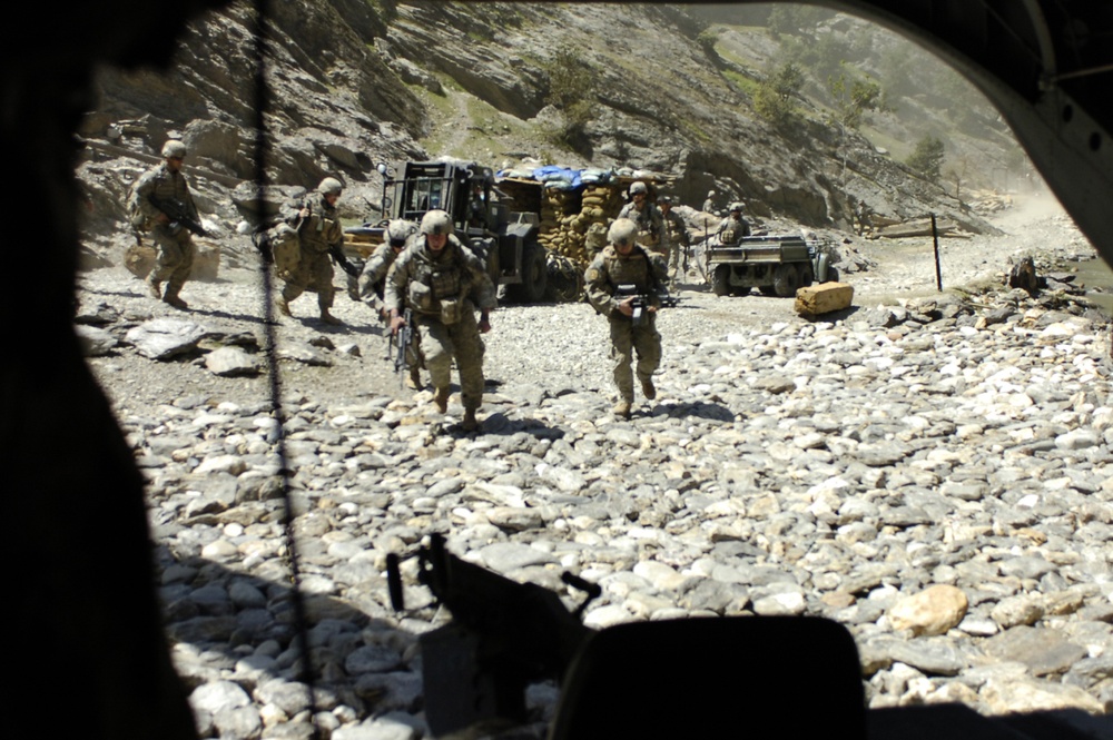 Troops from Co. C., 3rd Squadron, 71st Cavalry, 10th Mountain Division make