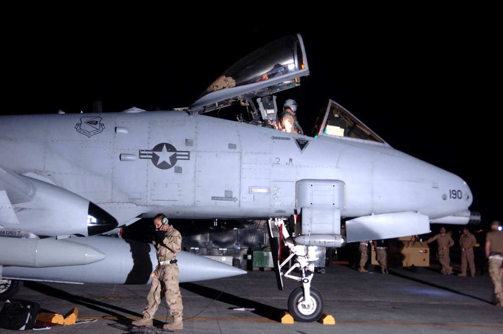 Thunderbolts return to strike Taliban