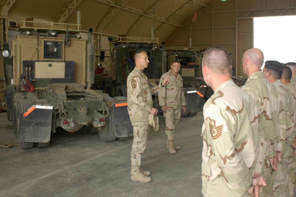 CENTAF leaders visit Airmen at non-traditional places