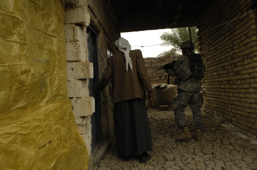 73rd Cavalry Troops conduct presence patrol in As Sadah