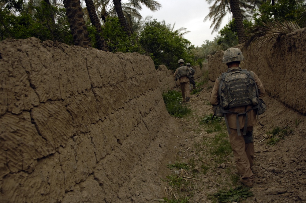 73rd Cavalry Troops conduct presence patrol in As Sadah