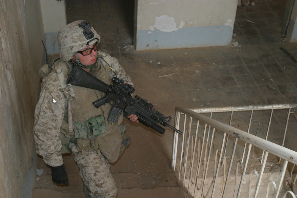 Marines Patrol Ar Rutbah