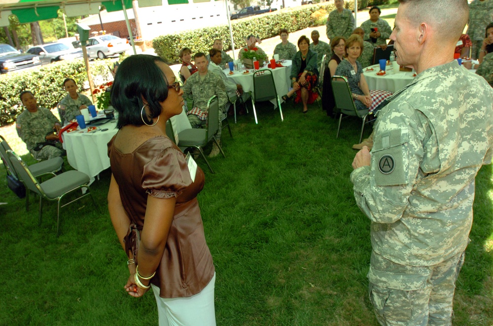 Third Army/U.S. Army Central Salutes Outstanding Volunteers