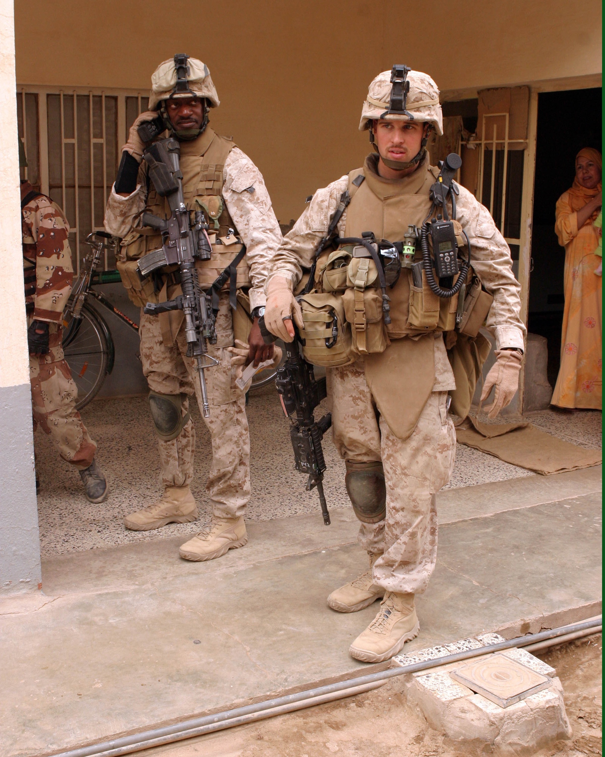 DVIDS - Images - Echo Company 2/5 Marines conduct Presence patrol