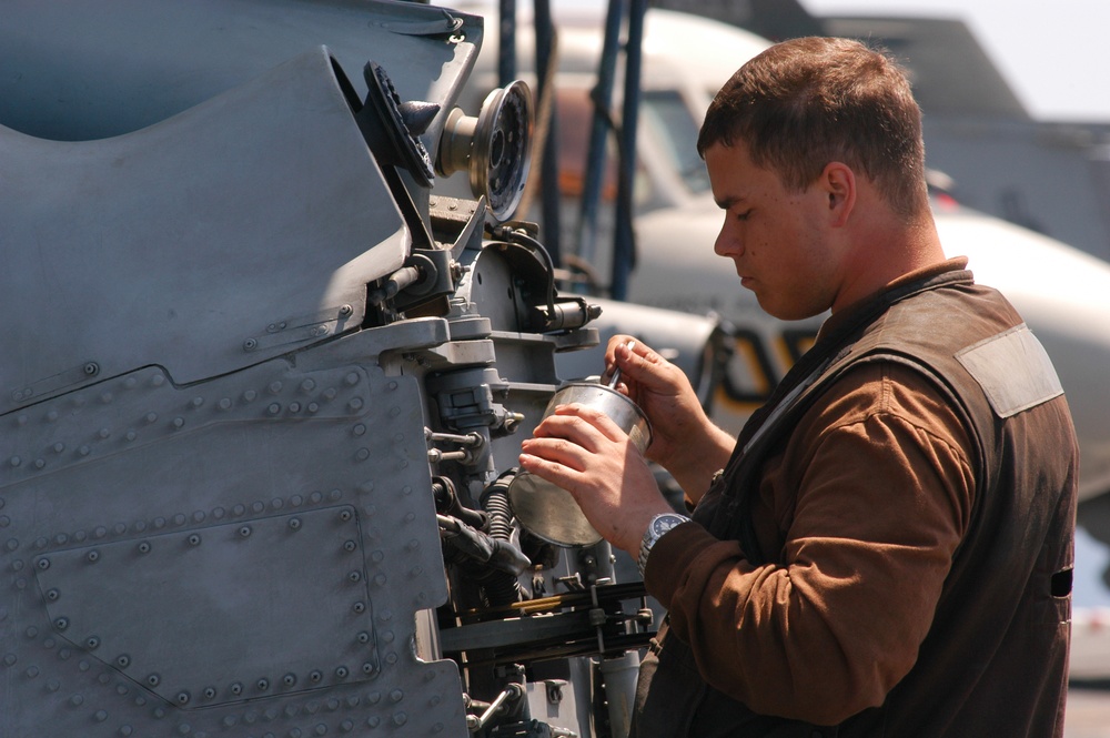 Seahawk Maintenance