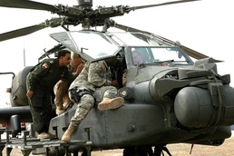 U.S., Iraqi aviators share day of partnership