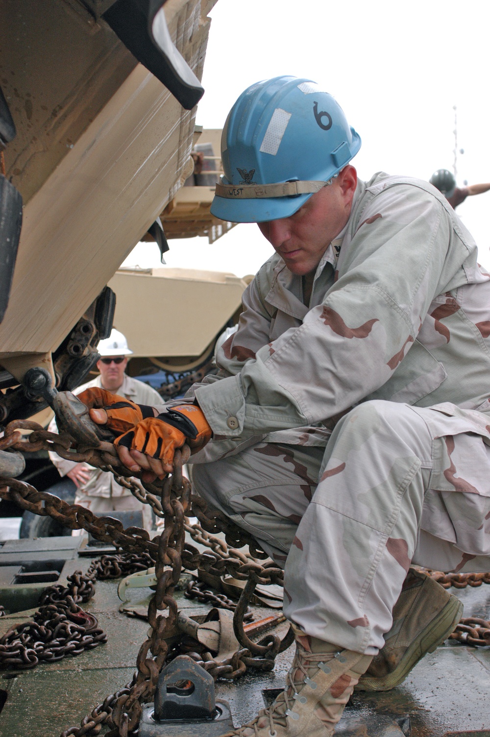 Homeward by sea: Kuwait-based Sailors help redeploy Marines