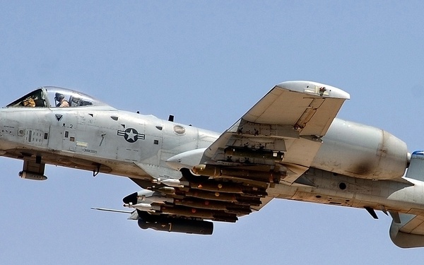 Prepping an A-10 for a sortie