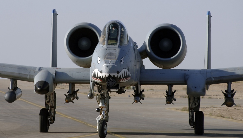 Prepping an A-10 for a sortie