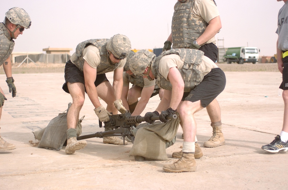 Paratroopers take part in combat athlete competition