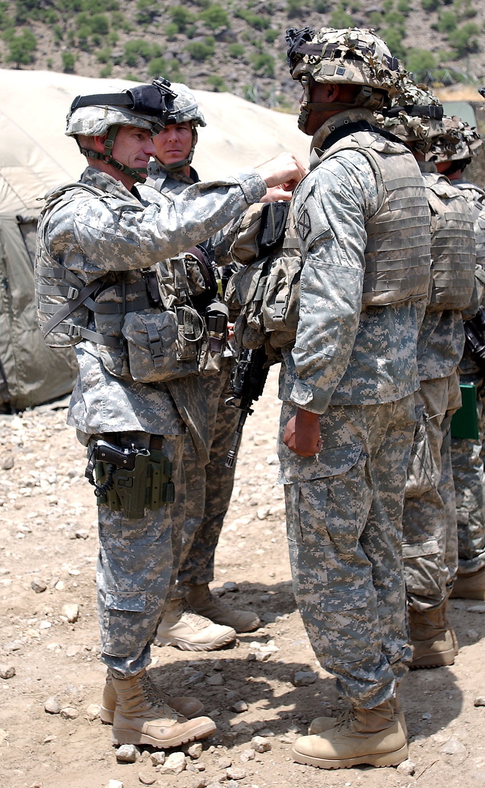TF Chosin Soldiers receive awards
