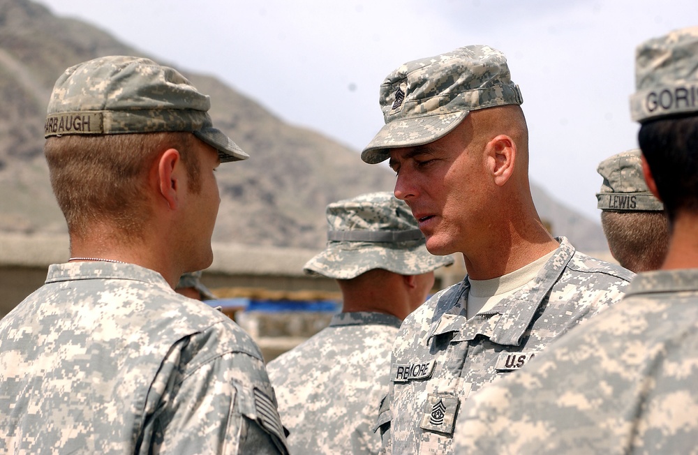 TF Chosin Soldiers receive awards