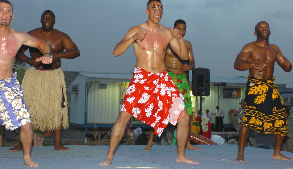 Soldiers experience island life while deployed in Iraq