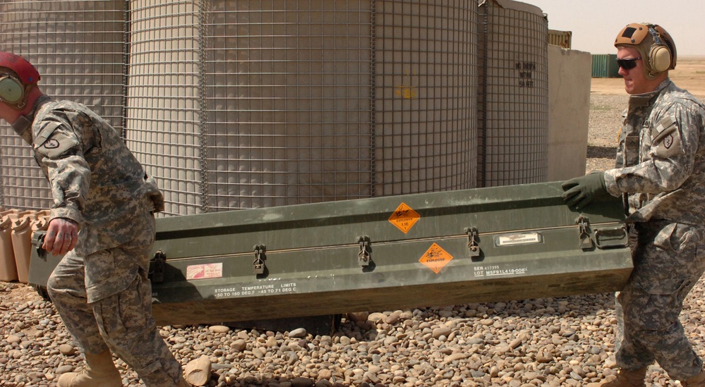 2-6 CAV Soldiers sled missiles in Kirkuk