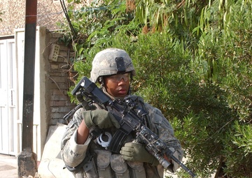 Soldiers Patrol Southwest Rashid