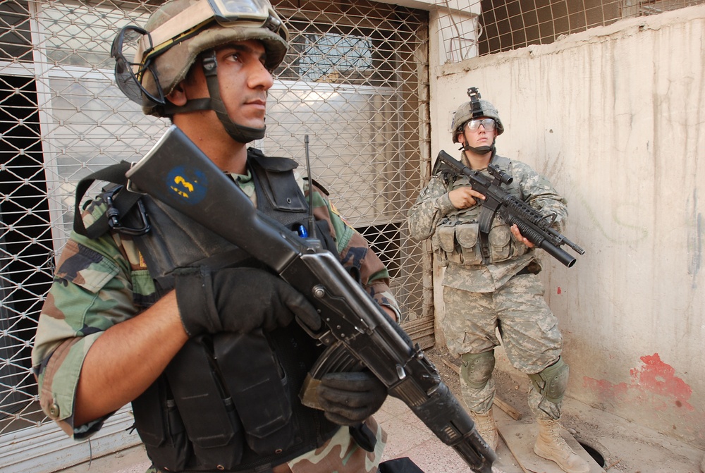 Iraqi Army conducts Operation Tiger Hammer in Adhamiyah