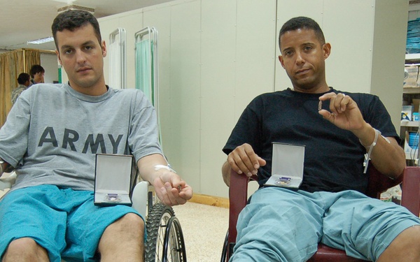Heroic pilots land helicopter after being shot
