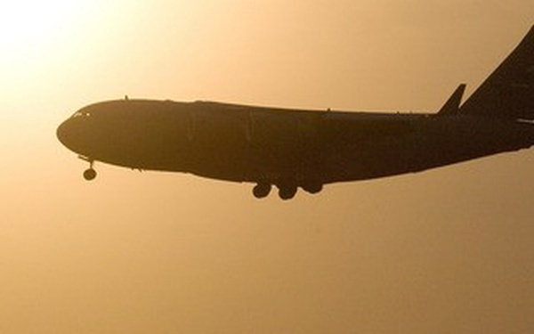 Looking back on one year: Expeditionary airlifters fly 'air convoys' in GWO