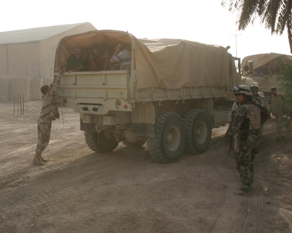 Iraqi Army Operations Continue Development