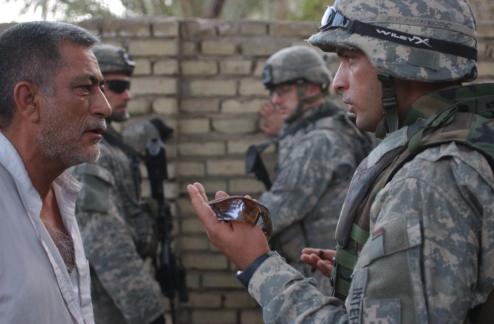 U.S. Soldiers from 325th Airborne Patrol Shaab