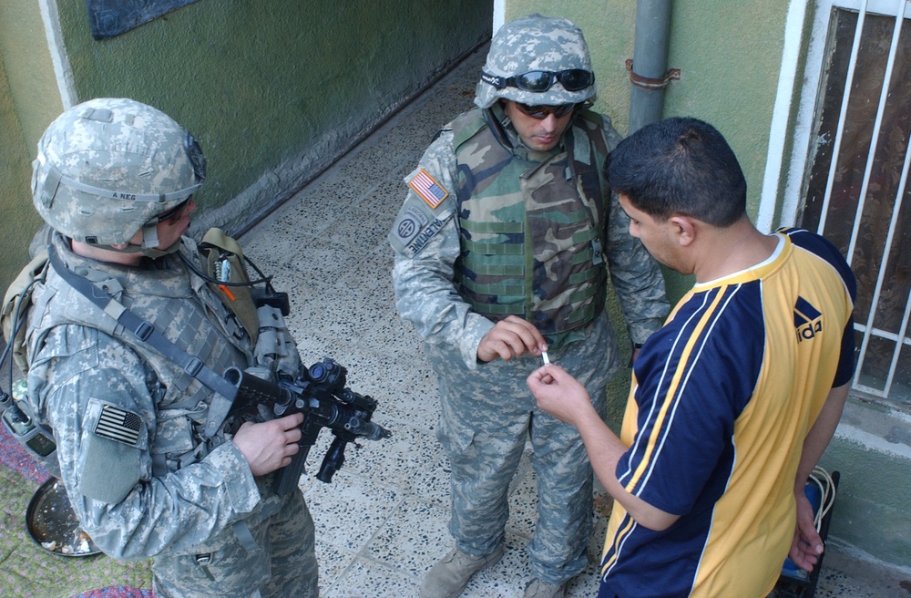 U.S. Soldiers from 325th Airborne Patrol Shaab