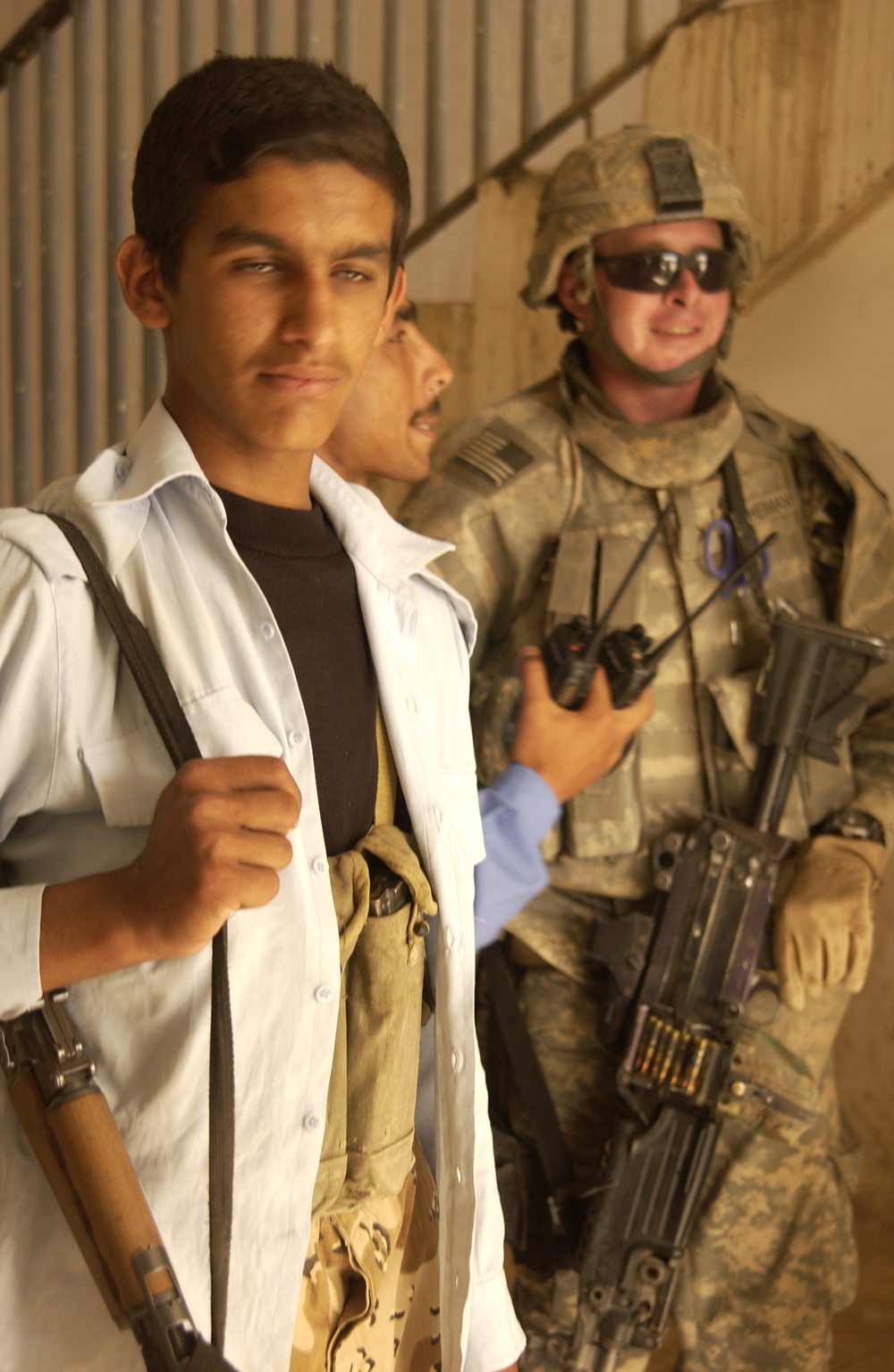 U.S. Army Military Police work with Iraqi police