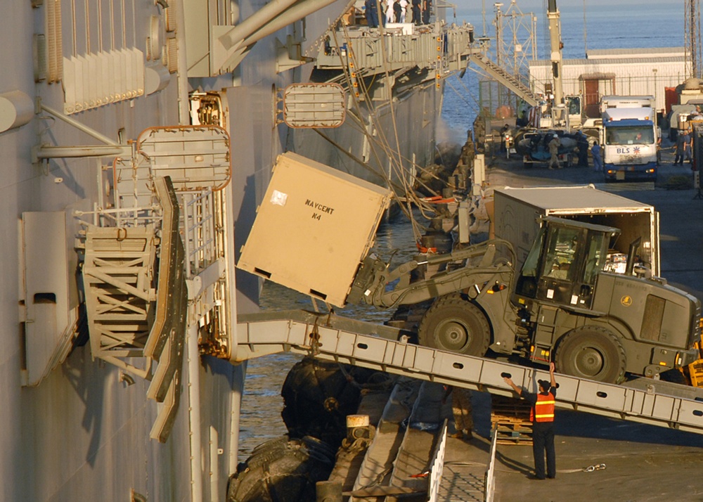 USS Bonhomme Richard