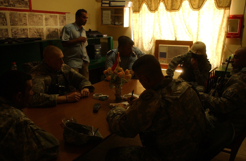 127th Military Police Company Assists, Observes Iraqi Highway Patrol