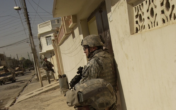 Soldiers From 1st Cavalry in on Operation Ant Hill