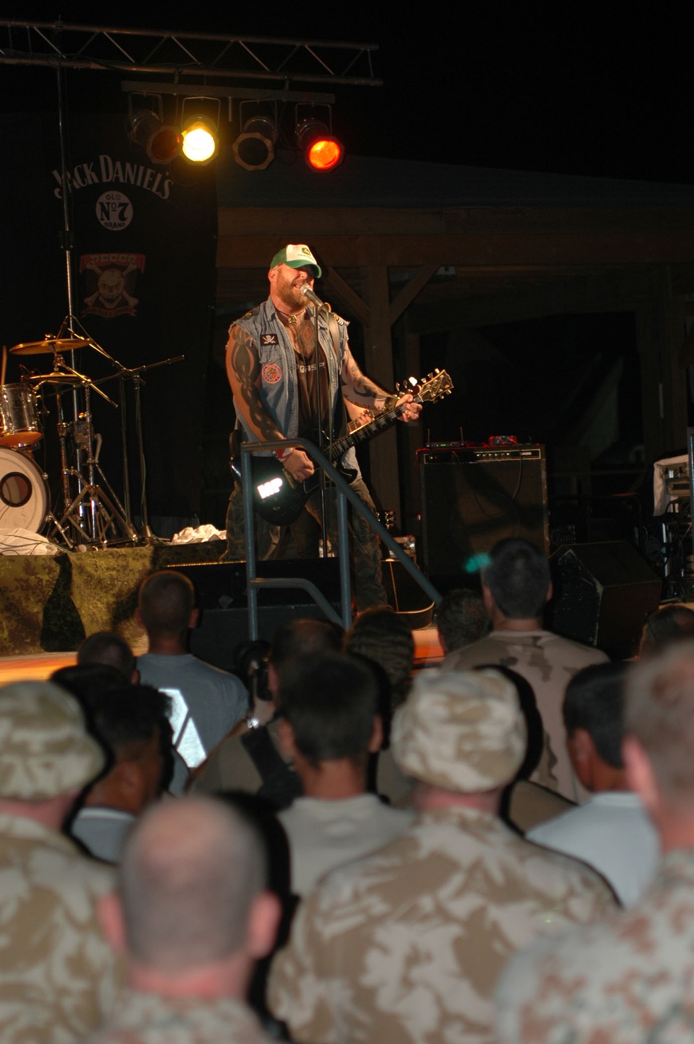DECCO.DK entertains servicemembers at Kandahar Airfield