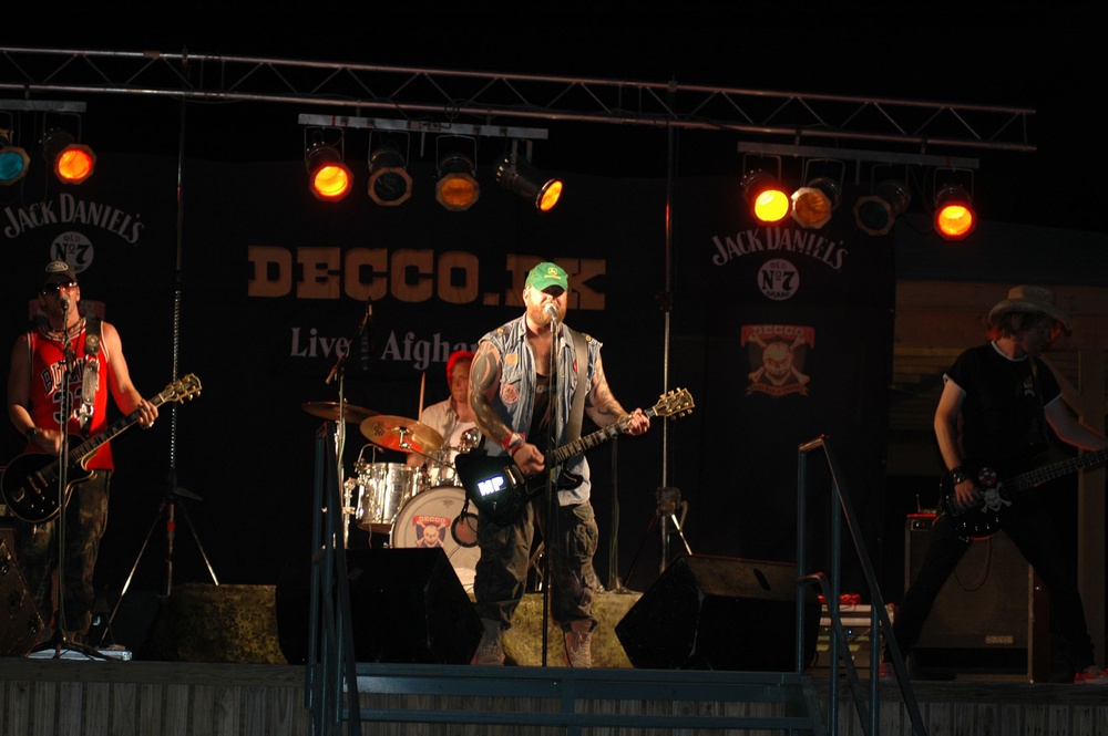 DECCO.DK entertains servicemembers at Kandahar Airfield