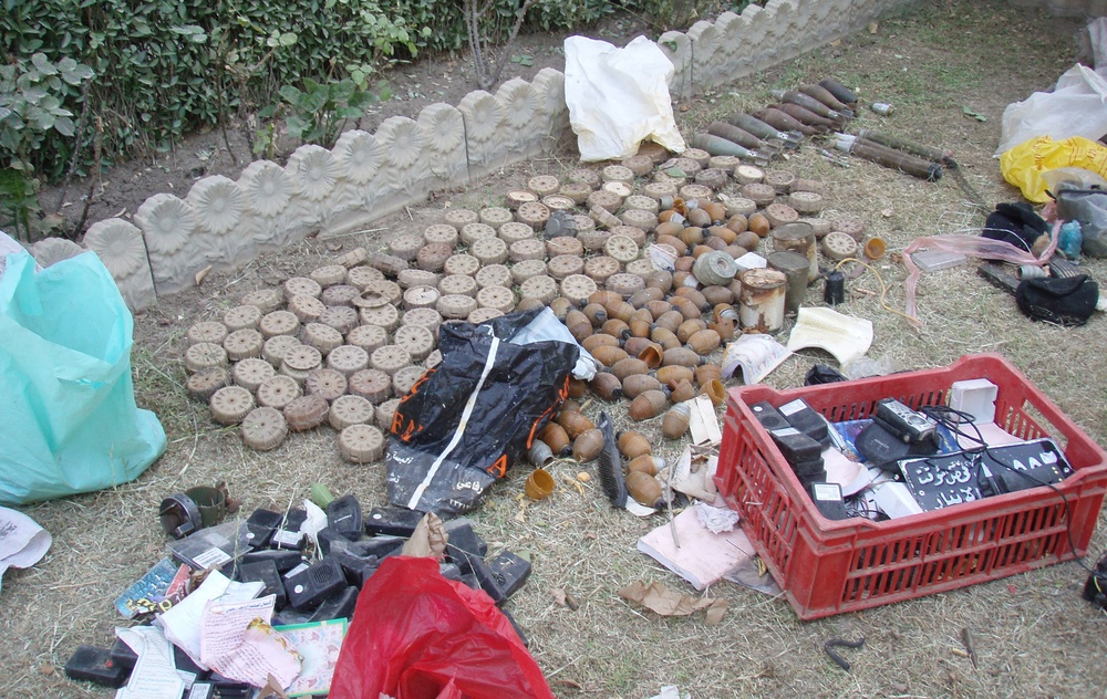 US, Iraqi troops uncover largest cache to date in Yarmouk