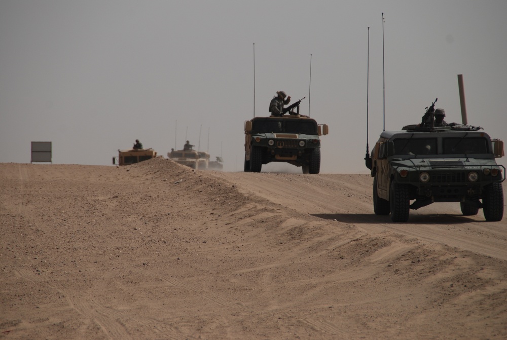 82nd Airborne Paratroopers Train in Kuwait