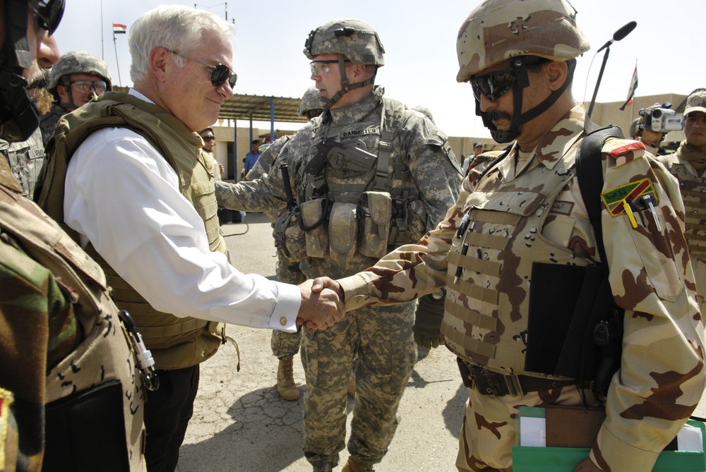 Defense Secretary Takes Extensive Tour of Baghdad Operations