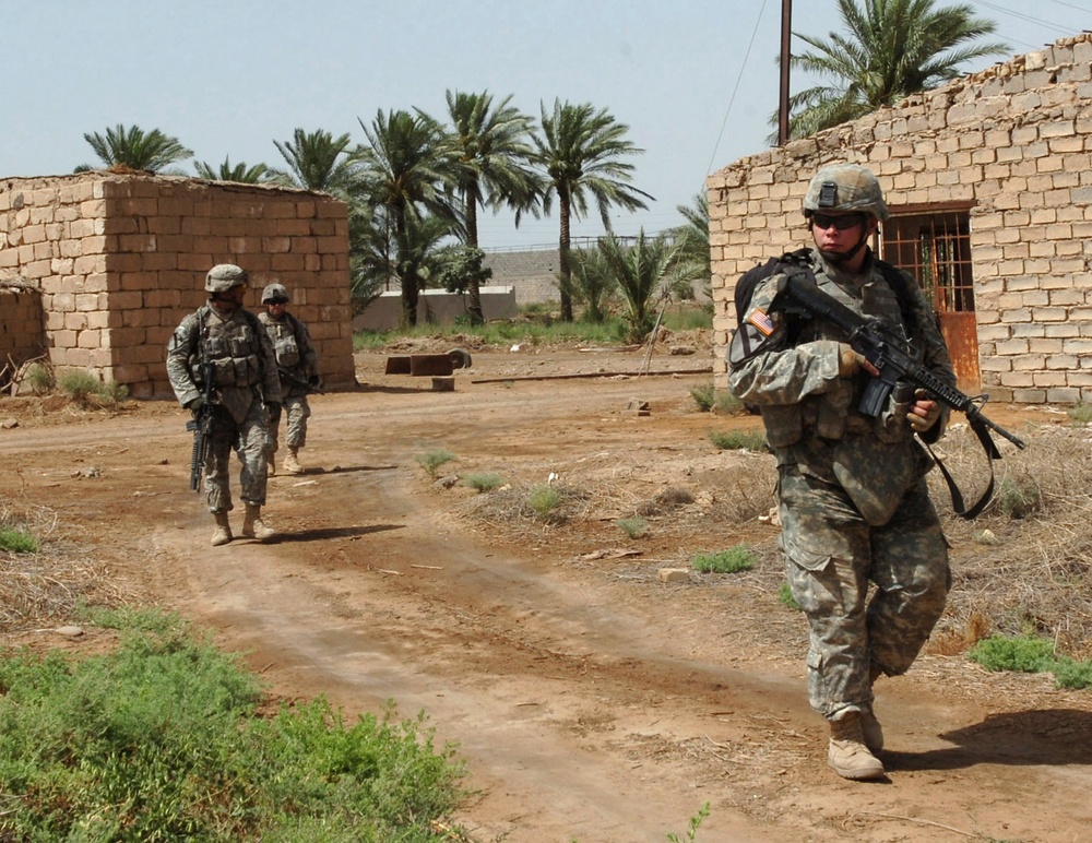 8th Cavalry Regiment Foot Patrol