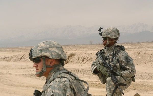 Paratroopers conduct patrols near Firebase Miri