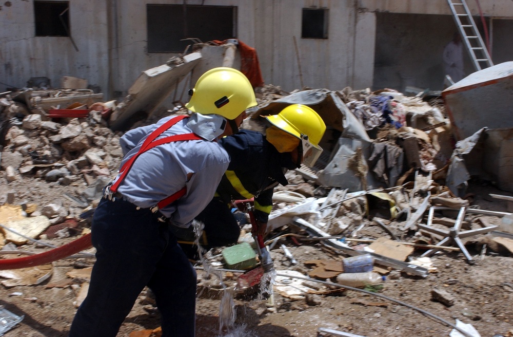 Iraqi First Responders perform Mass Casuality Excercise