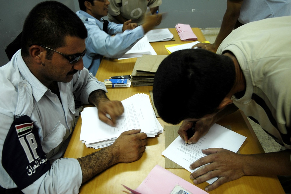 Yusufiyah-area Men Flock to IP Recruitment Drive