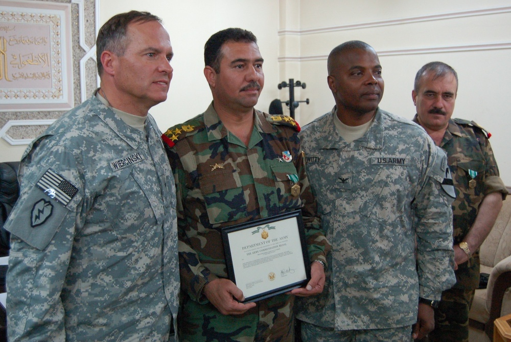 Iraqi 'heroes of Mosul' recognized for outstanding leadership