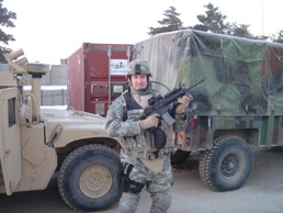 Electronic Warfare officer helps engineers