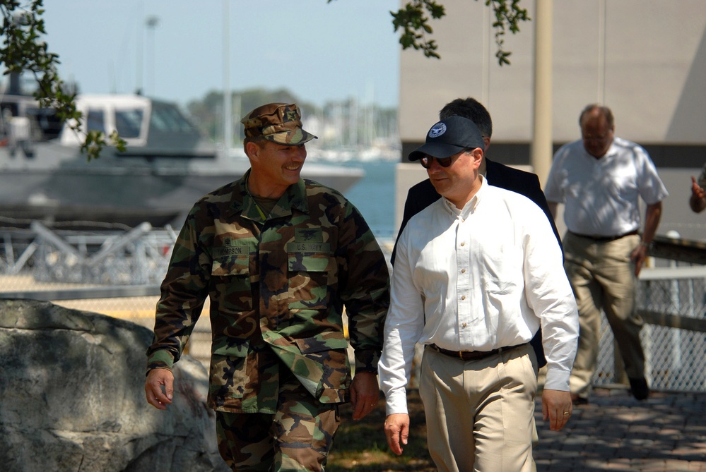 SECNAV Visits Little Creek