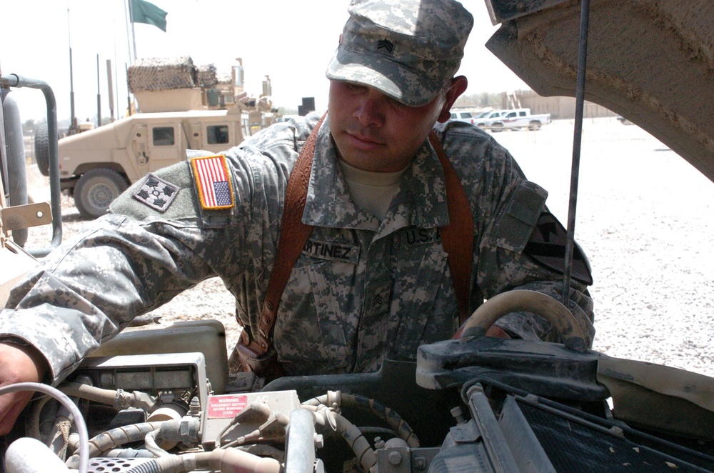 Happy Birthday America: Soldiers Re-up, Naturalize