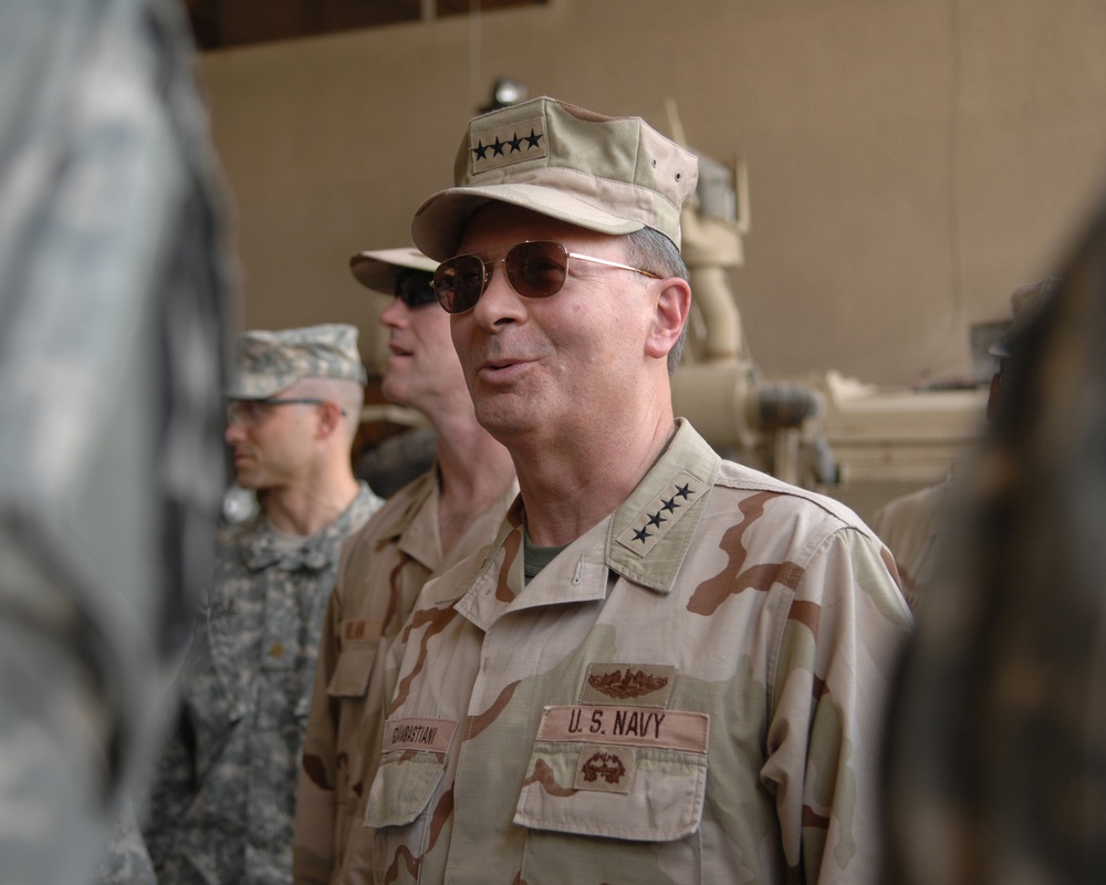 Vice Chairman, Joint Chiefs Visits Service Members in Iraq