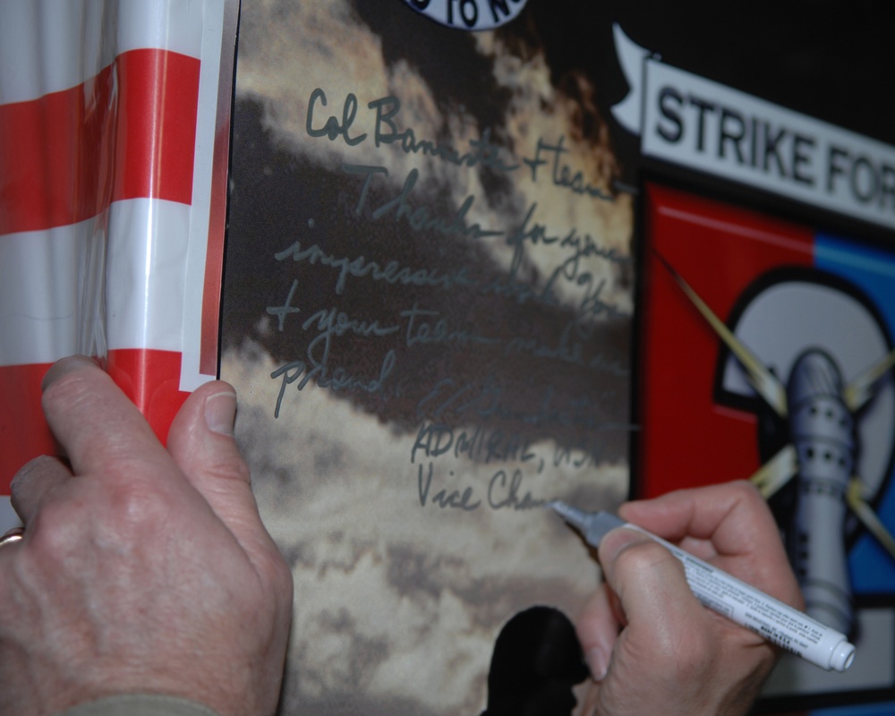Vice Chairman, Joint Chiefs Visits Service Members in Iraq