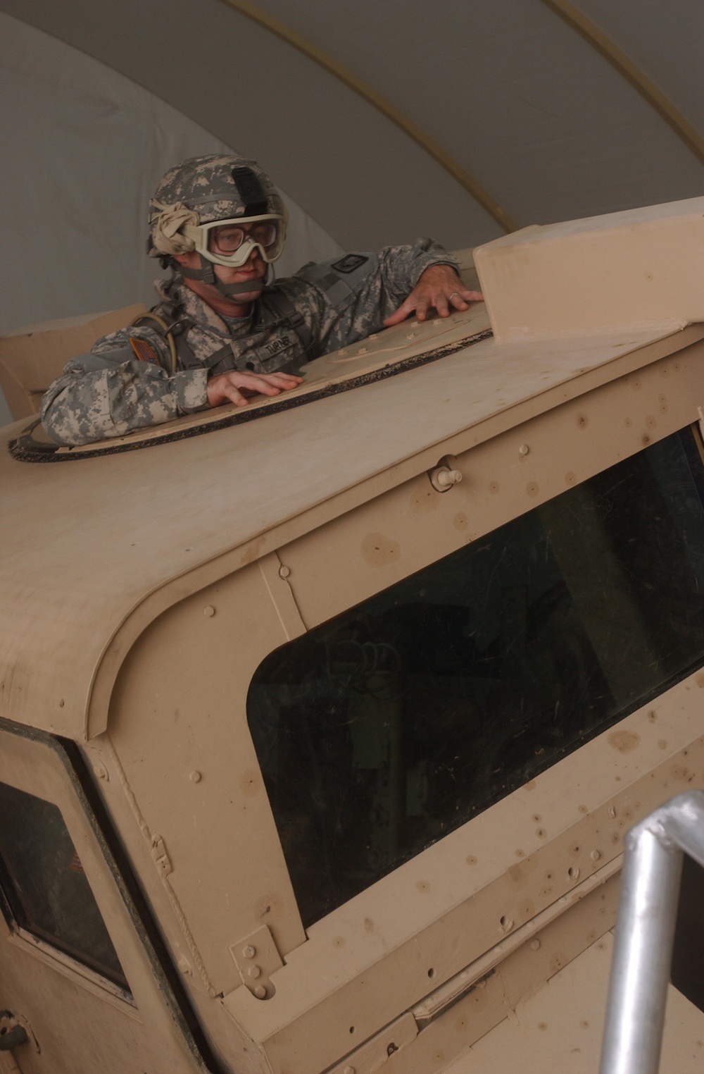 Training Soldiers in Rollover Safety