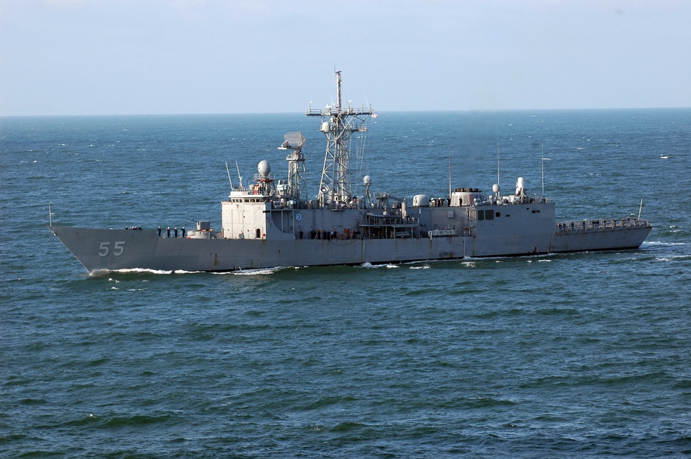 USS Elrod Sails Toward Norfolk, Va.